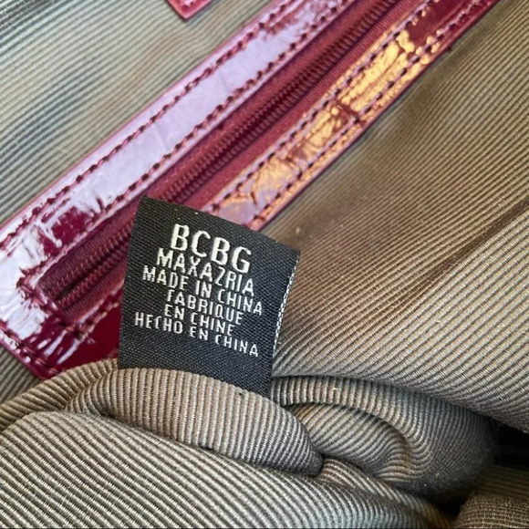 BCBGMAXAZRIA  Cream Leather Clutch - Picture 12 of 16